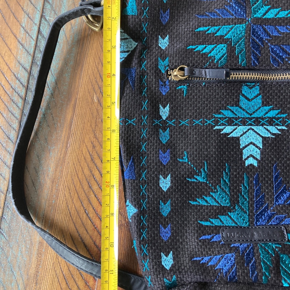 Women’s Lucky Brand Bucket Crossbody Bag Embroidered - Picture 8 of 8